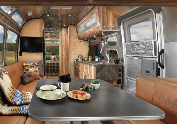 roundup-rv-1a-airstream-pendleton